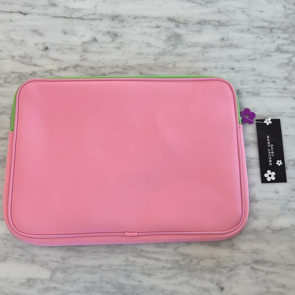 Marc Jacobs Pink Daisy Laptop Sleeve with Green Zipper